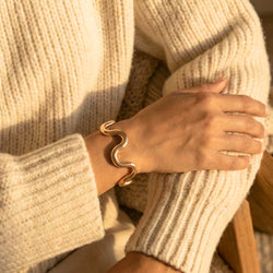 Waves Open Cuff Guld Armband